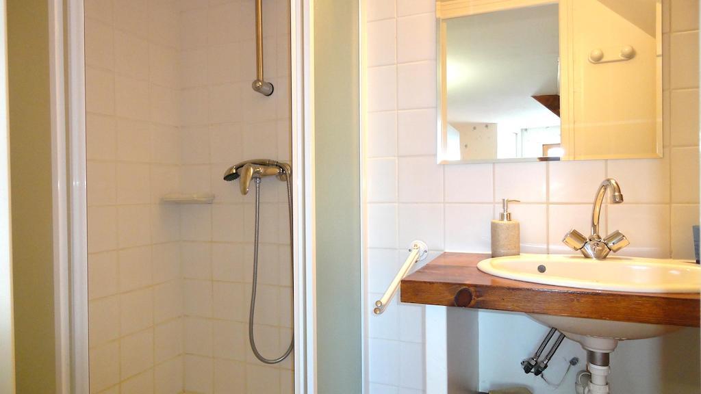 Les Chemins Verts Buissard Chambre photo