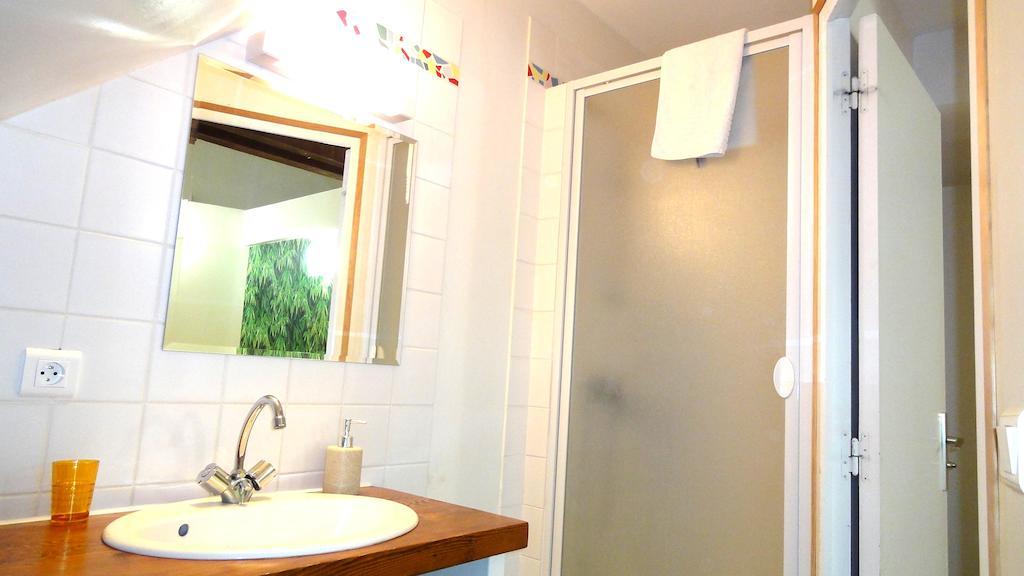 Les Chemins Verts Buissard Chambre photo