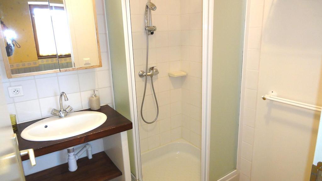 Les Chemins Verts Buissard Chambre photo